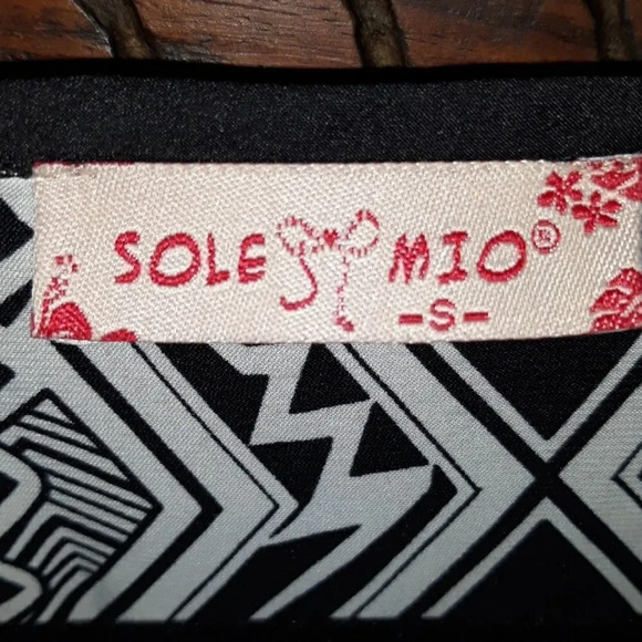 SOLE MIO Silk Black & White Graphic Blouse - Picture 6 of 6